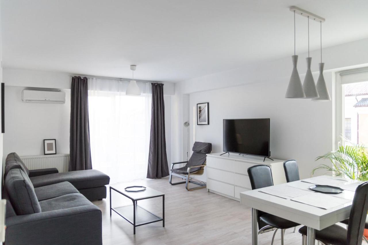Airport Residence - Apartment Across From Otopeni Airport Exterior foto